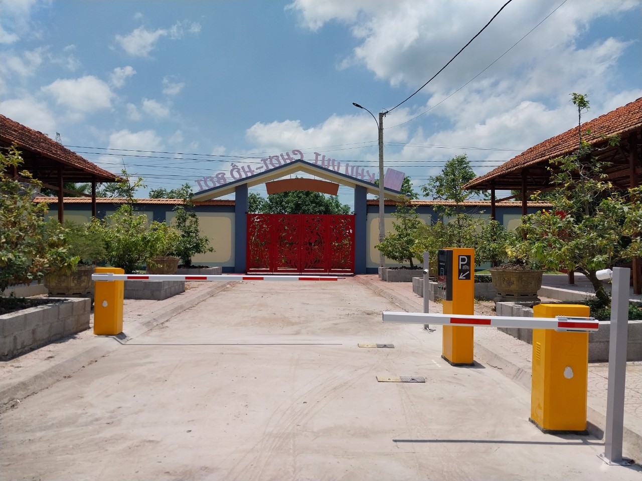 máy phát thẻ xe khu vui chơi tài phúc